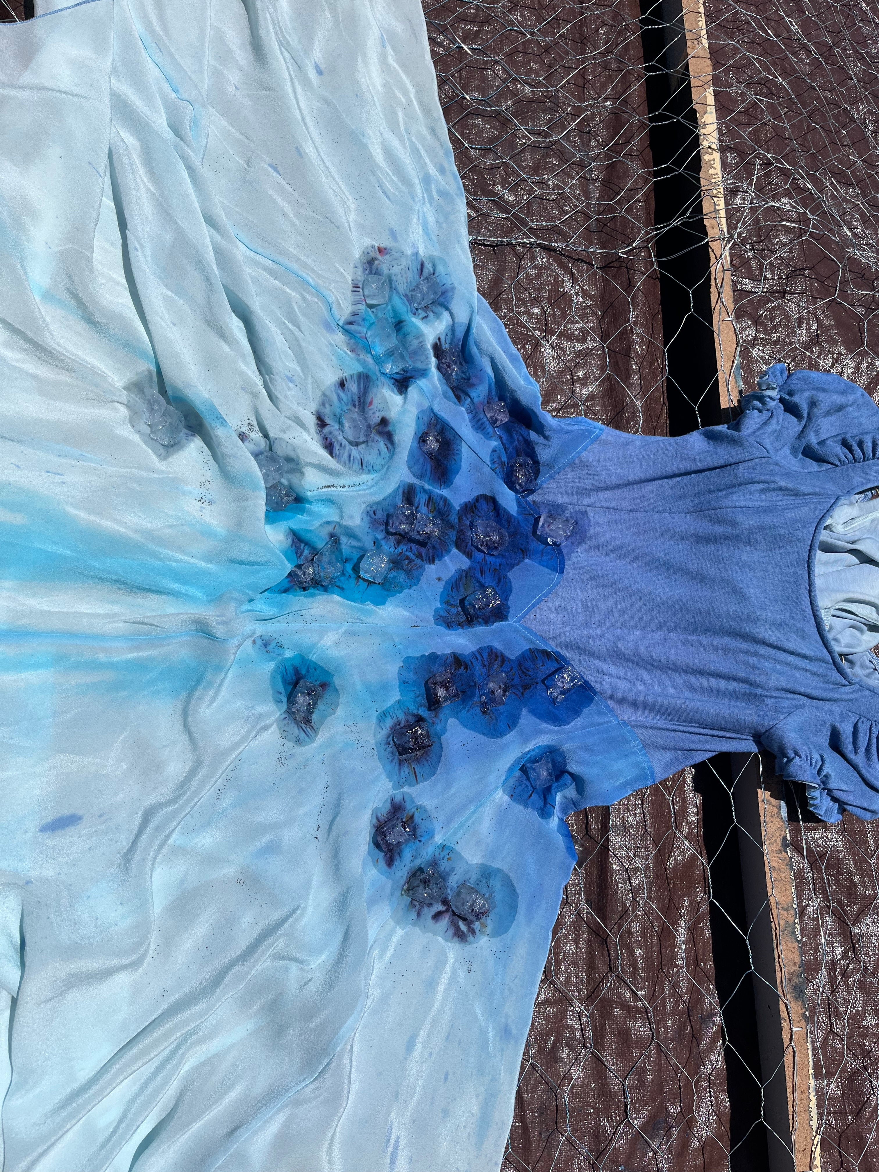 Ice dyeing process